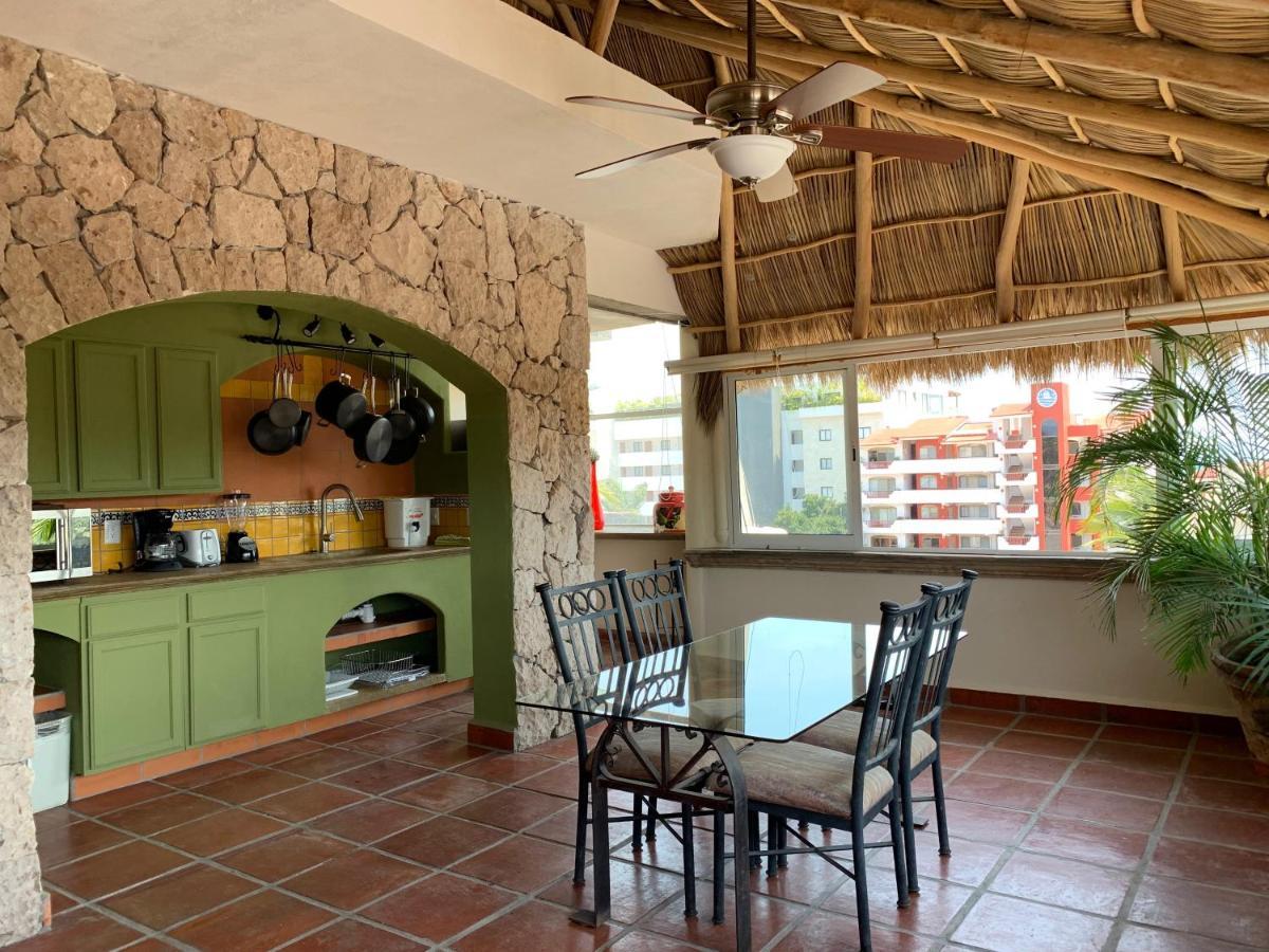 Hotel Condominium La Posada De บูเซเรียส ภายนอก รูปภาพ