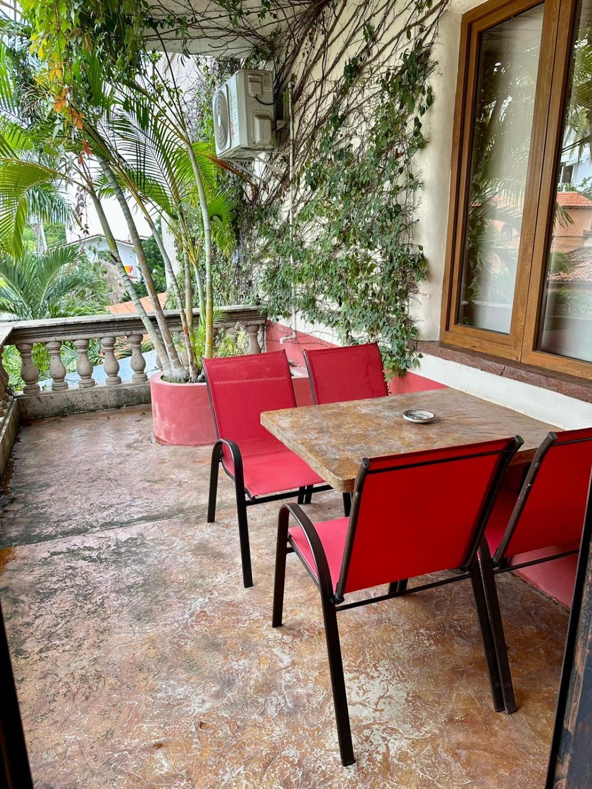 Hotel Condominium La Posada De บูเซเรียส ภายนอก รูปภาพ