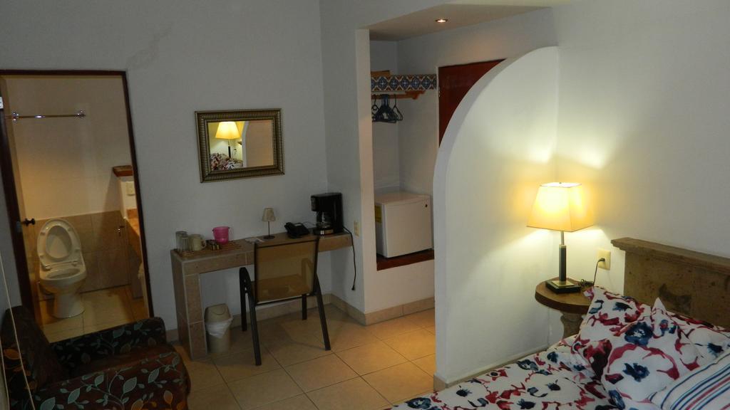 Hotel Condominium La Posada De บูเซเรียส ภายนอก รูปภาพ